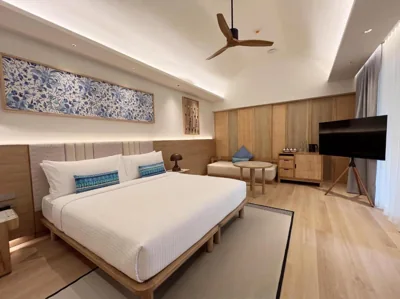 Superior Garden 1 King — OUTRIGGER Phi Phi Island Resort